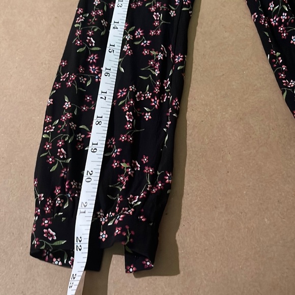 & Other Stories - Floral Button Up Blouse - Picture 9 of 11